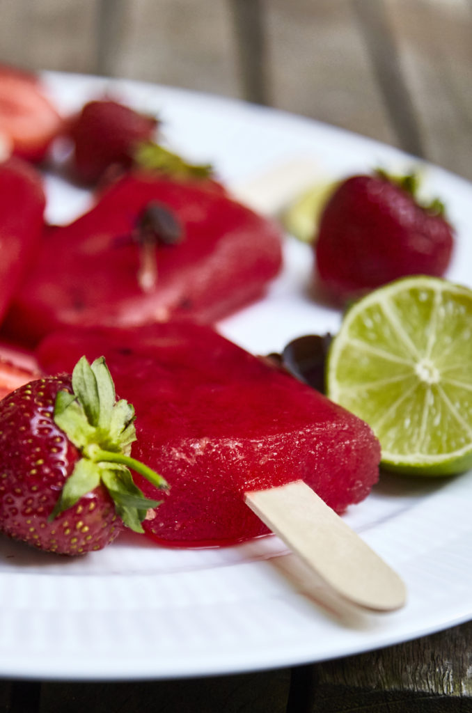 Strawberry popsicles